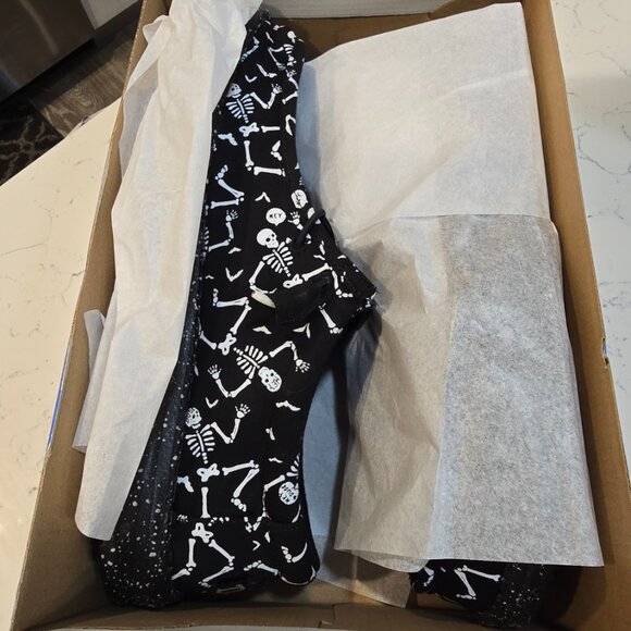 Hey Dude Wally Skeletons Glow in Dark Shoes Moccasin Men' Size 10 NEW RARE HTF - Picture 9 of 16